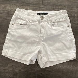 SIRENS High-Waisted Cotton Stretchy Short Shorts in White • size US 5